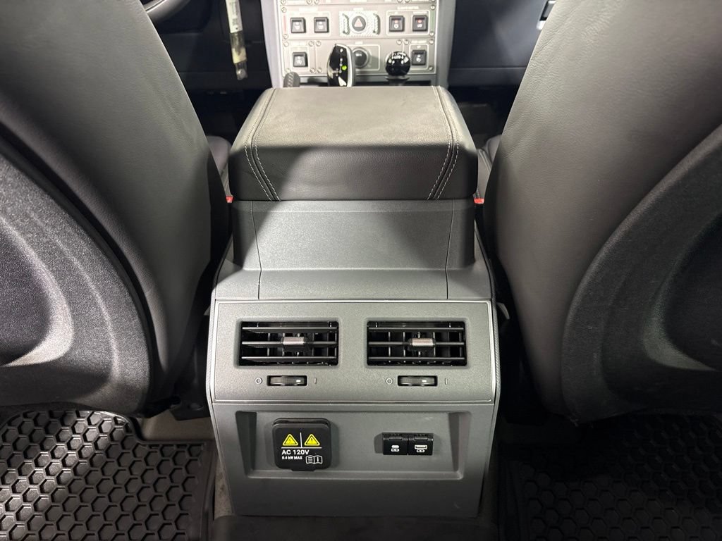 Used 2025 INEOS Grenadier Station Wagon AWD/4WD image 28