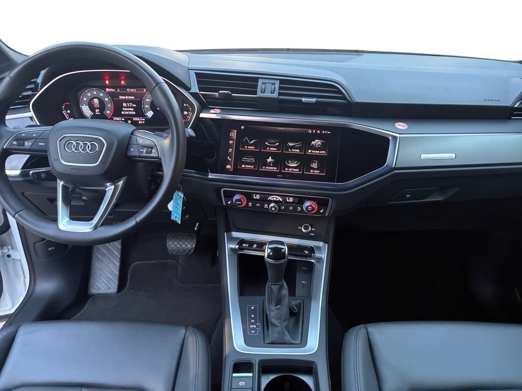 Used 2025 Audi Q3 2.0T Premium AWD/4WD image 16