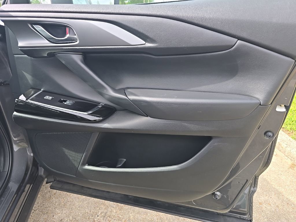 Used 2023 MAZDA CX-9 Touring image 41