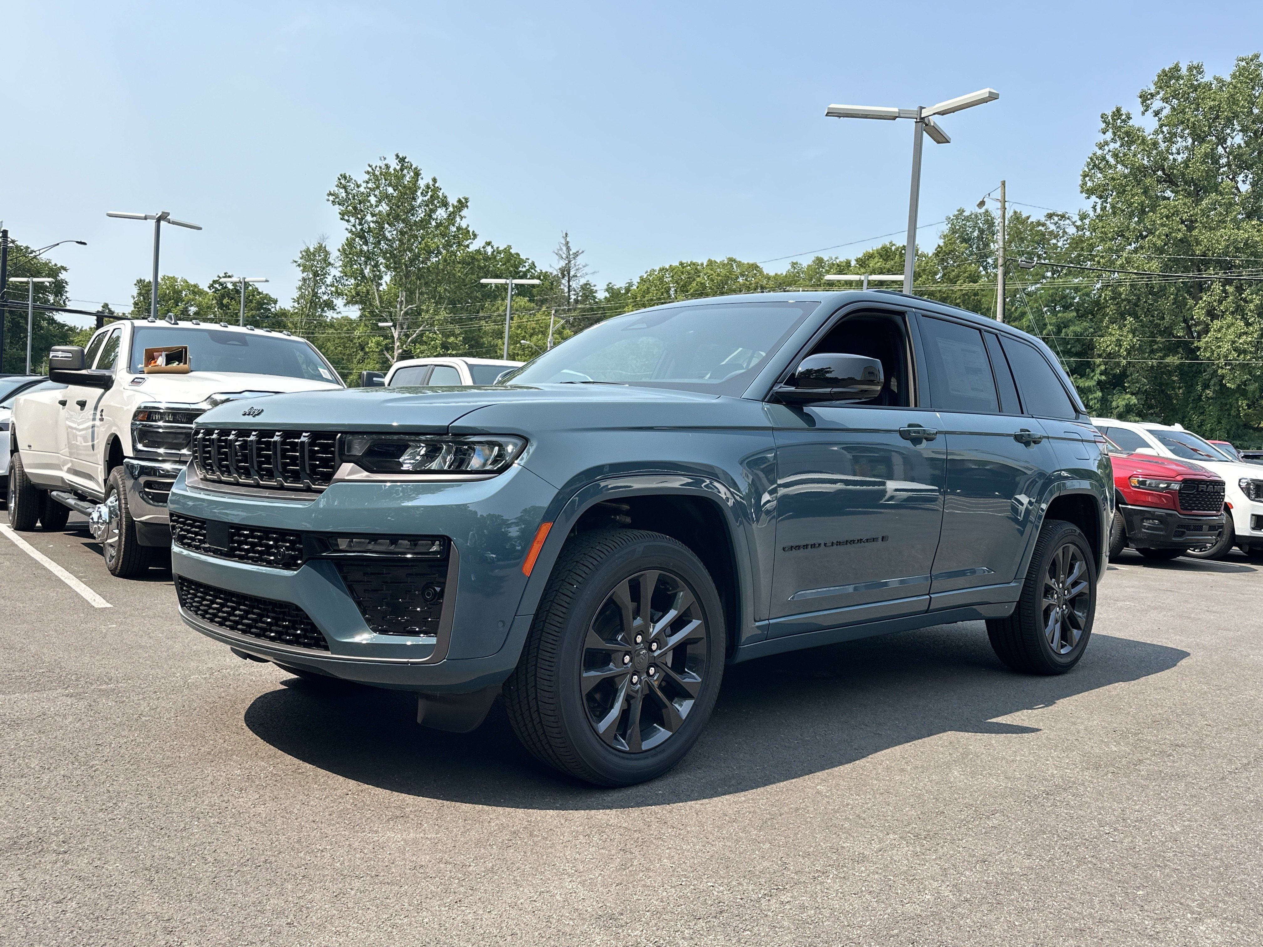 New 2026 Jeep Grand Cherokee Limited AWD/4WD image 21