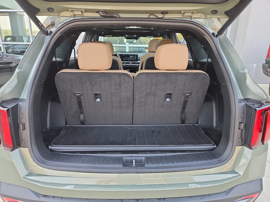 Used 2024 Kia Sorento SX Prestige w/ Olive Brown Leather Package AWD/4WD image 31