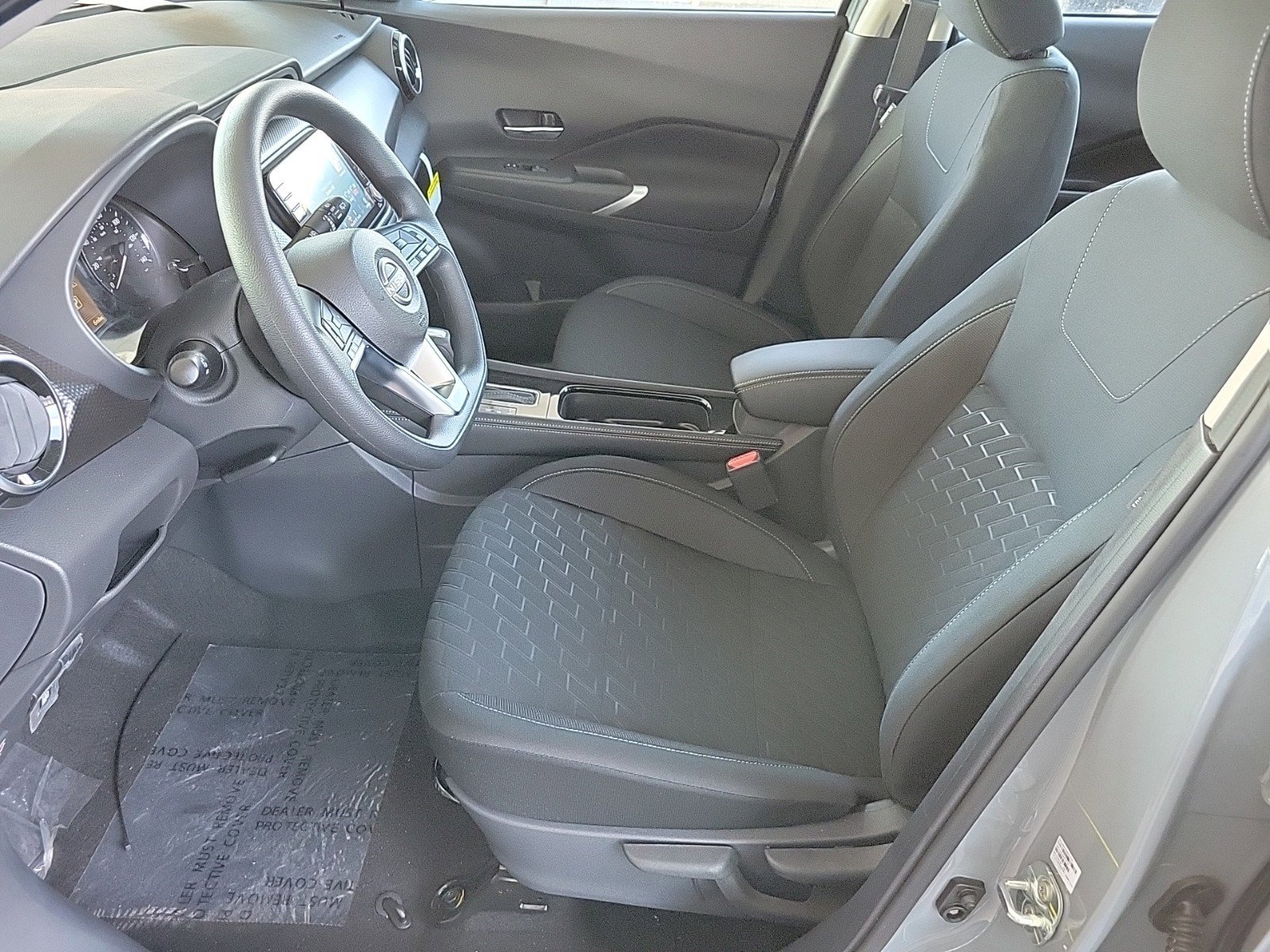 New 2024 Nissan Kicks SV w/ Interior Electronics Package image 12