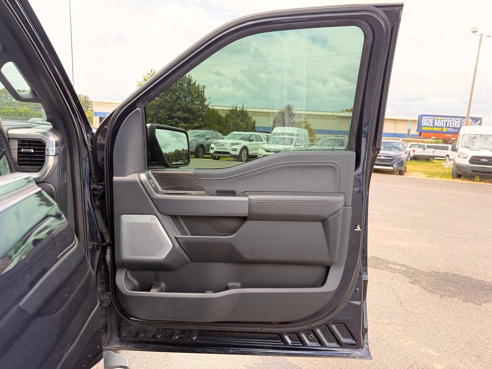 Used 2024 Ford F150 Lariat w/ Equipment Group 502A High AWD/4WD image 29