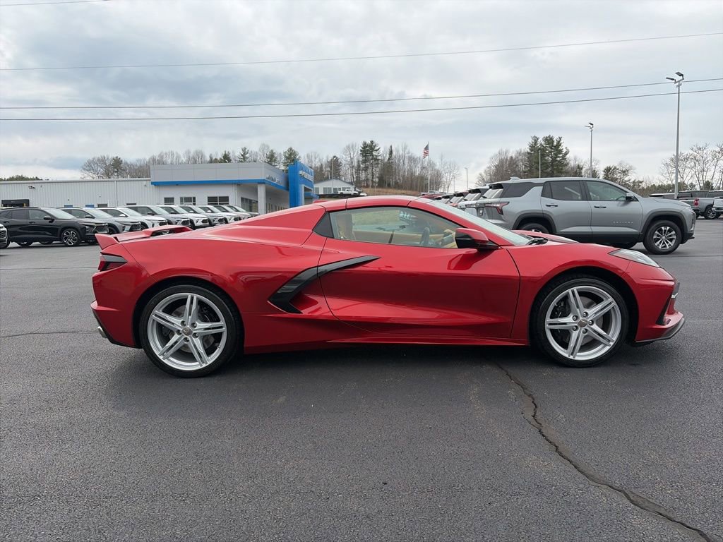 Used 2024 Chevrolet Corvette Stingray Premium Conv w/ Z51 Performance Package image 8