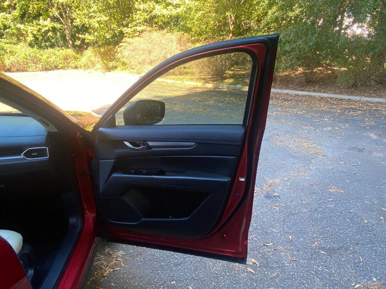 Used 2020 MAZDA CX-5 Touring image 47