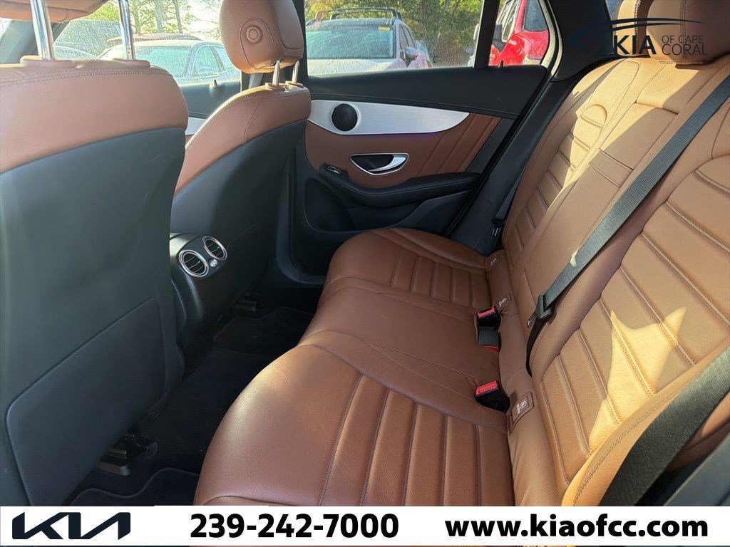 Used 2022 Mercedes-Benz GLC 43 AMG 4MATIC image 4