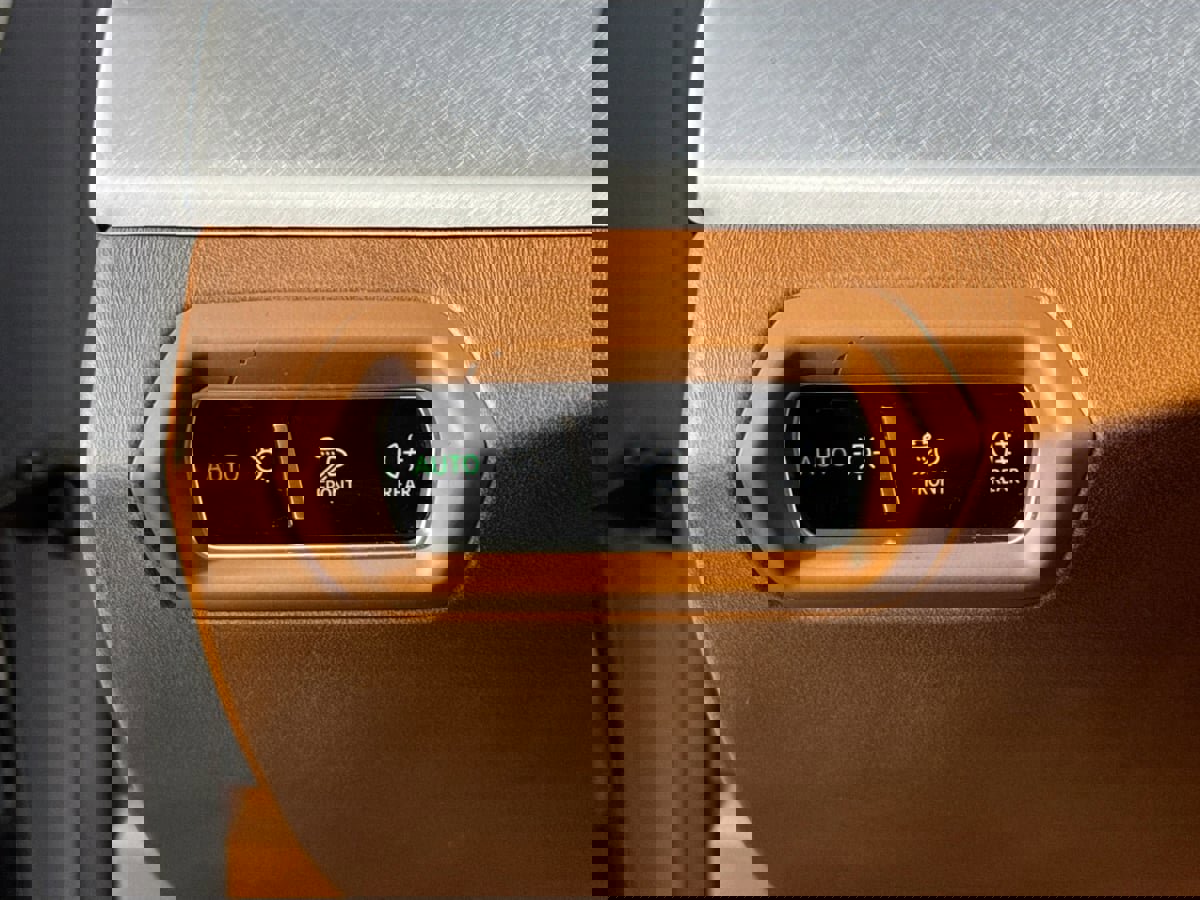 Used 2020 Lamborghini Urus image 10