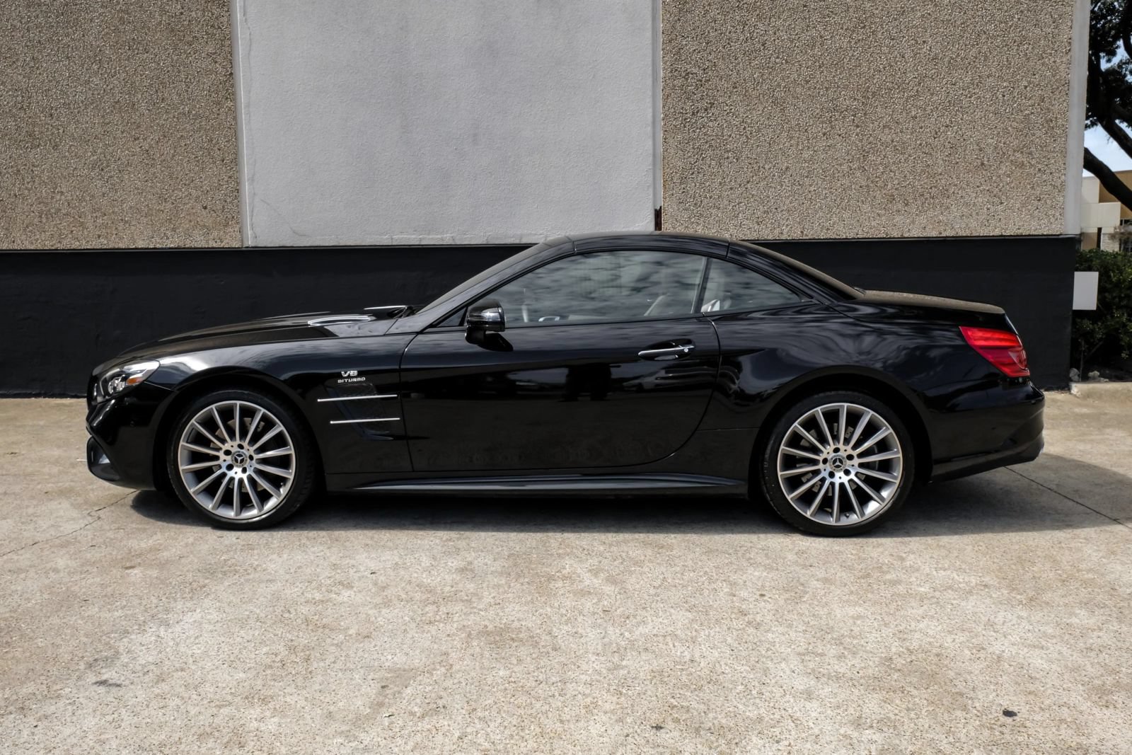 Used 2020 Mercedes-Benz SL 550 image 19
