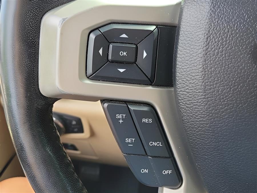 Used 2017 Ford F150 Lariat w/ Equipment Group 502A Luxury AWD/4WD image 22