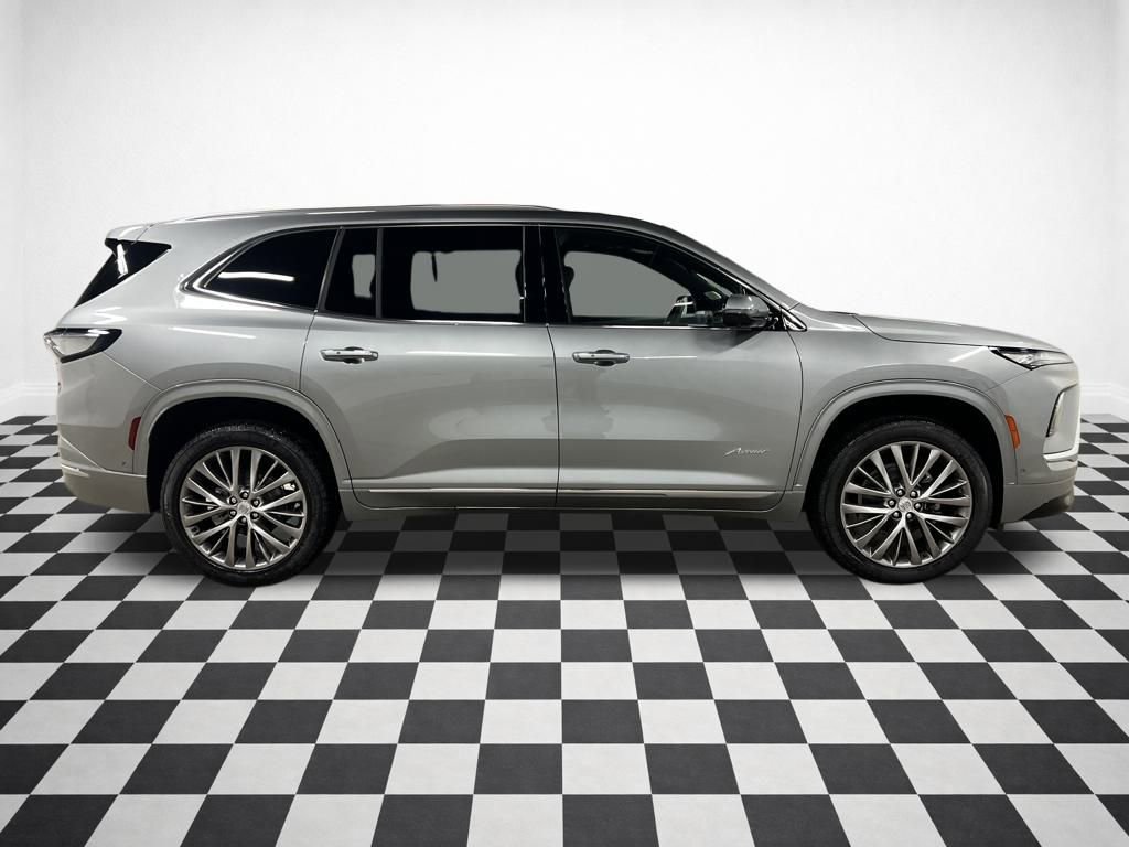 New 2026 Buick Enclave Avenir image 2