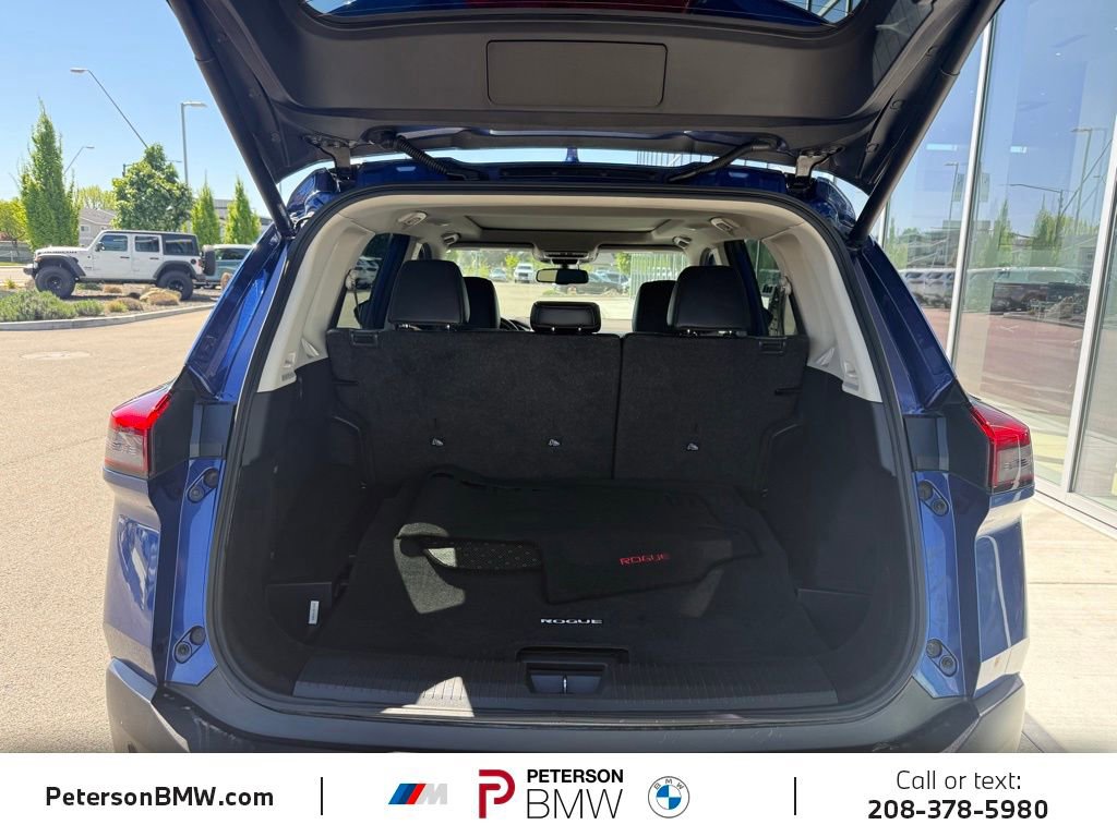 Used 2023 Nissan Rogue SL w/ SL Premium Package AWD/4WD image 9