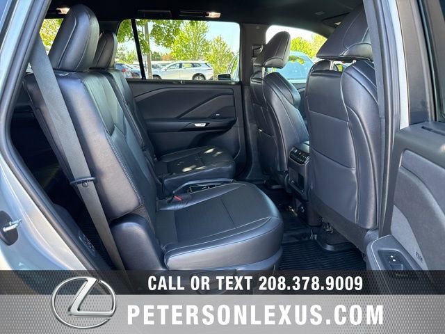 Used 2025 Lexus TX 500h AWD w/ Technology Package image 19