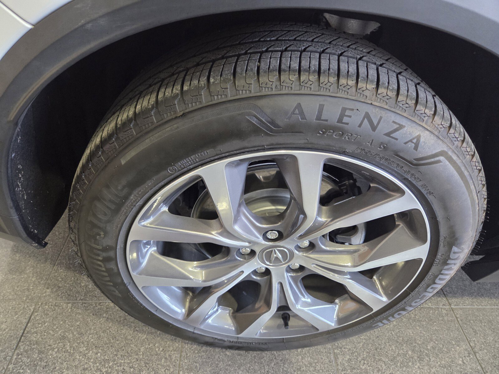 Used 2024 Acura MDX SH-AWD w/ Technology Package image 23