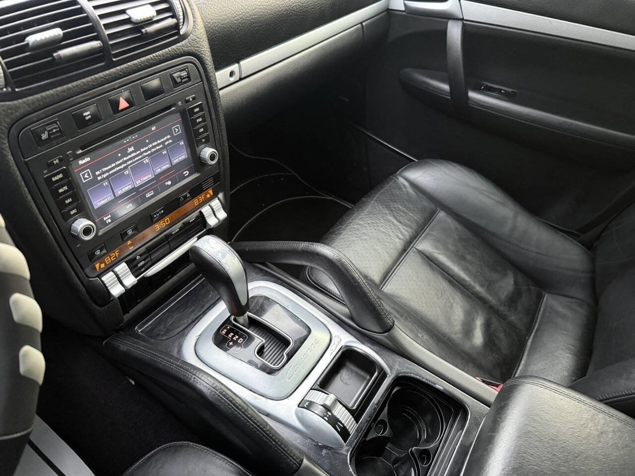 Used 2005 Porsche Cayenne S image 33