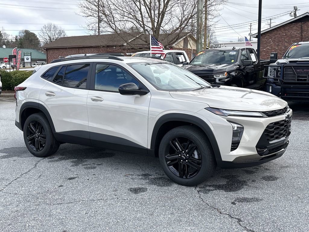 New 2026 Chevrolet Trax ACTIV w/ Driver Confidence Package image 2