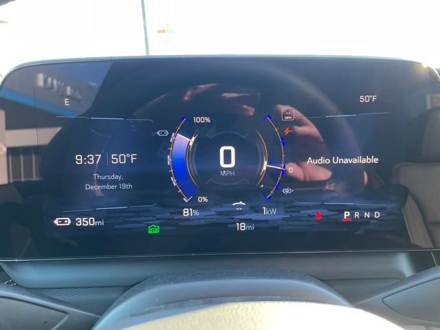 Used 2025 Chevrolet Silverado EV LT AWD/4WD image 17