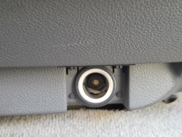 Used 2010 Lincoln Town Car Signature Limited image 18