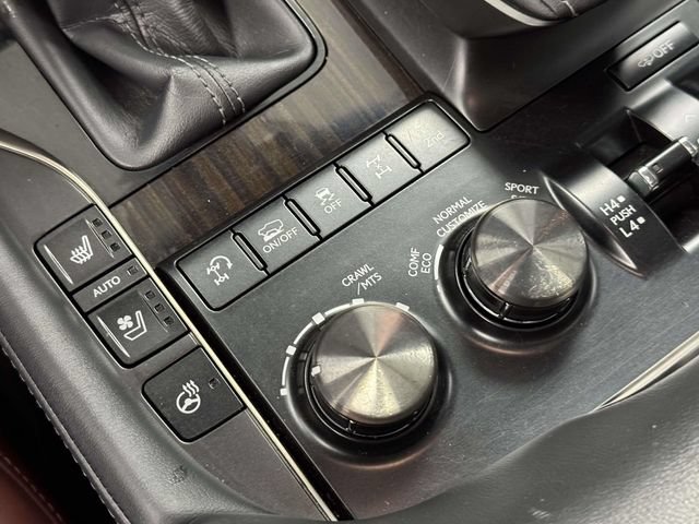 Used 2019 Lexus LX 570 4WD w/ Luxury Package image 53
