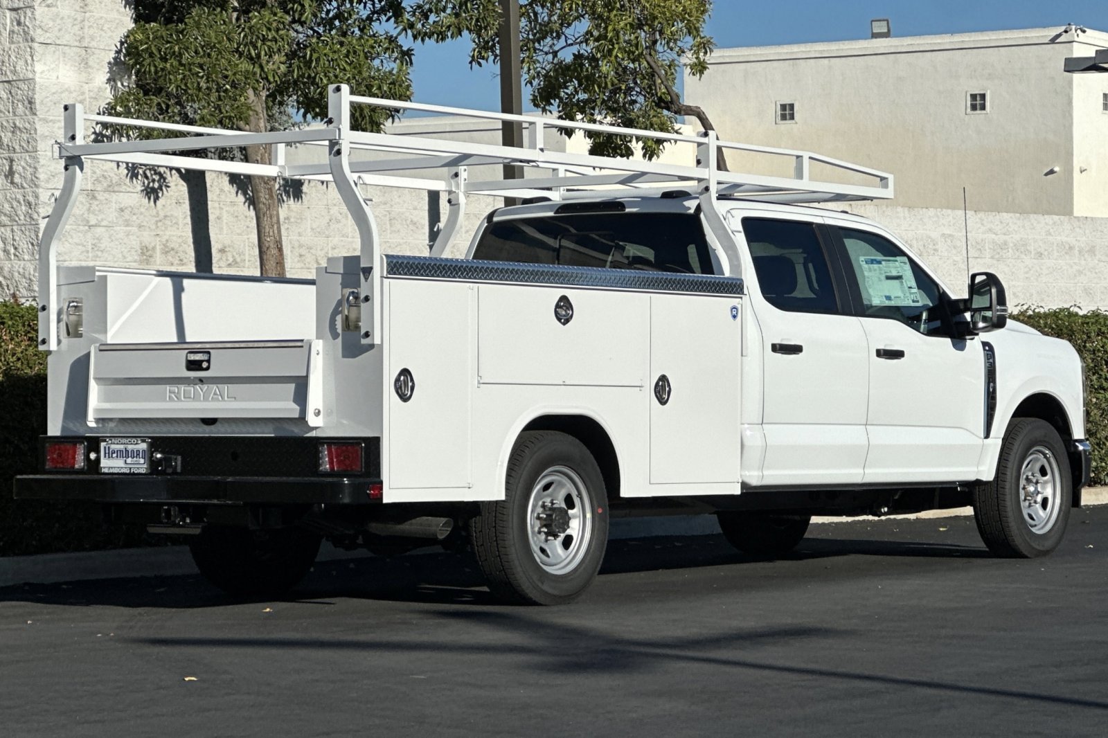 New 2026 Ford F350 XL w/ XL Chrome Package RWD image 4