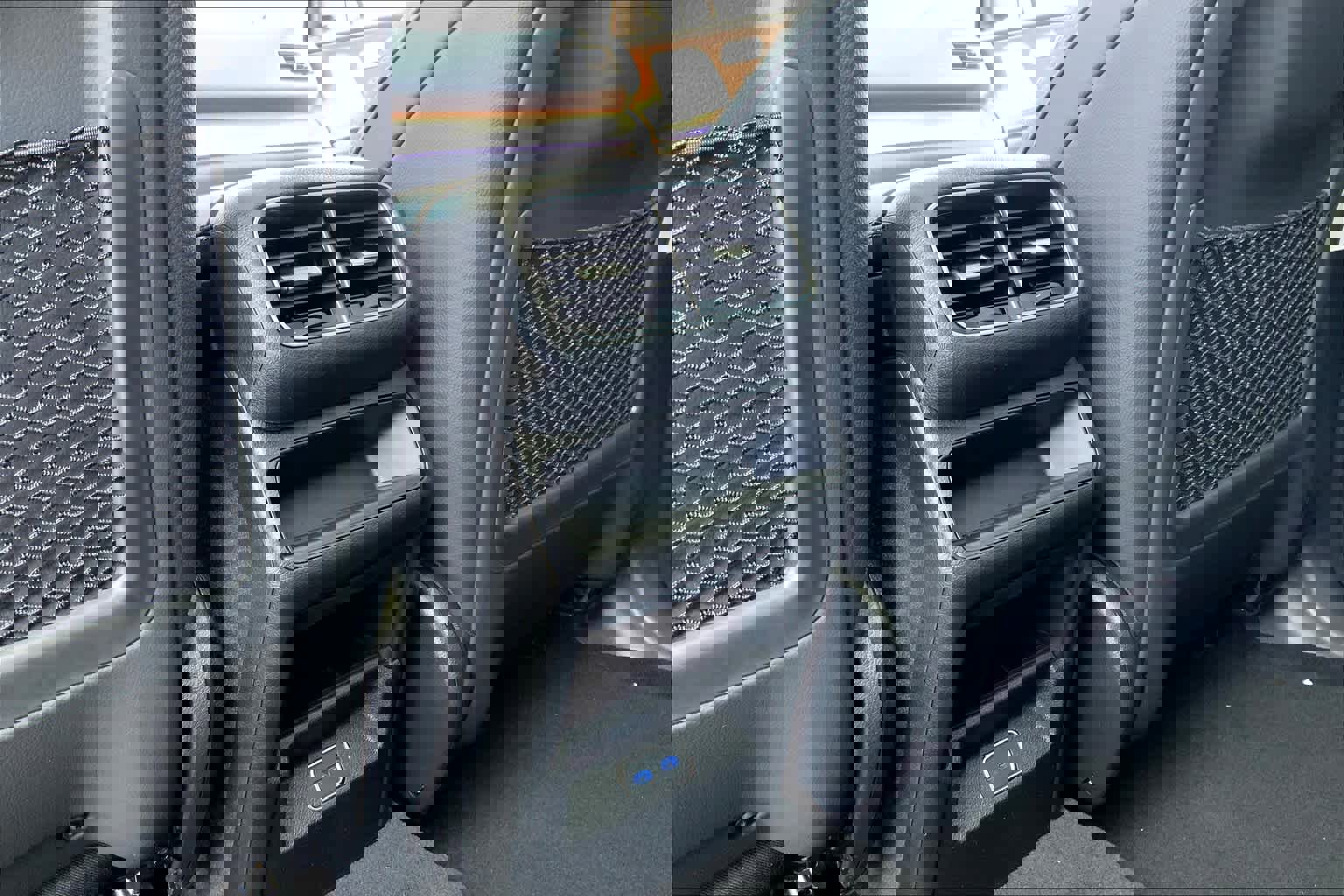 Certified 2025 Mercedes-Benz GLE 350 4MATIC image 11