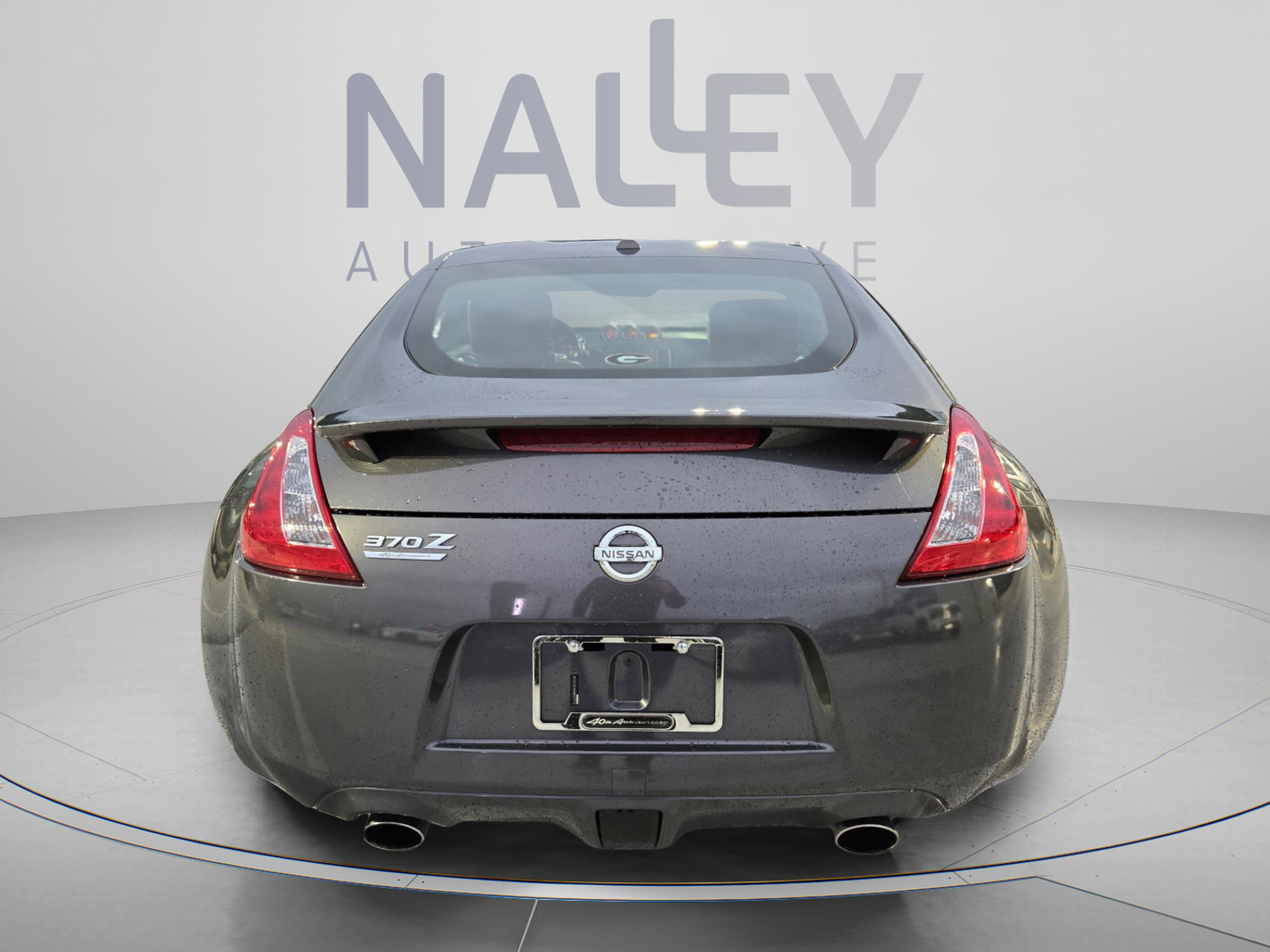 Used 2010 Nissan 370Z Touring w/ Sport Pkg RWD image 4