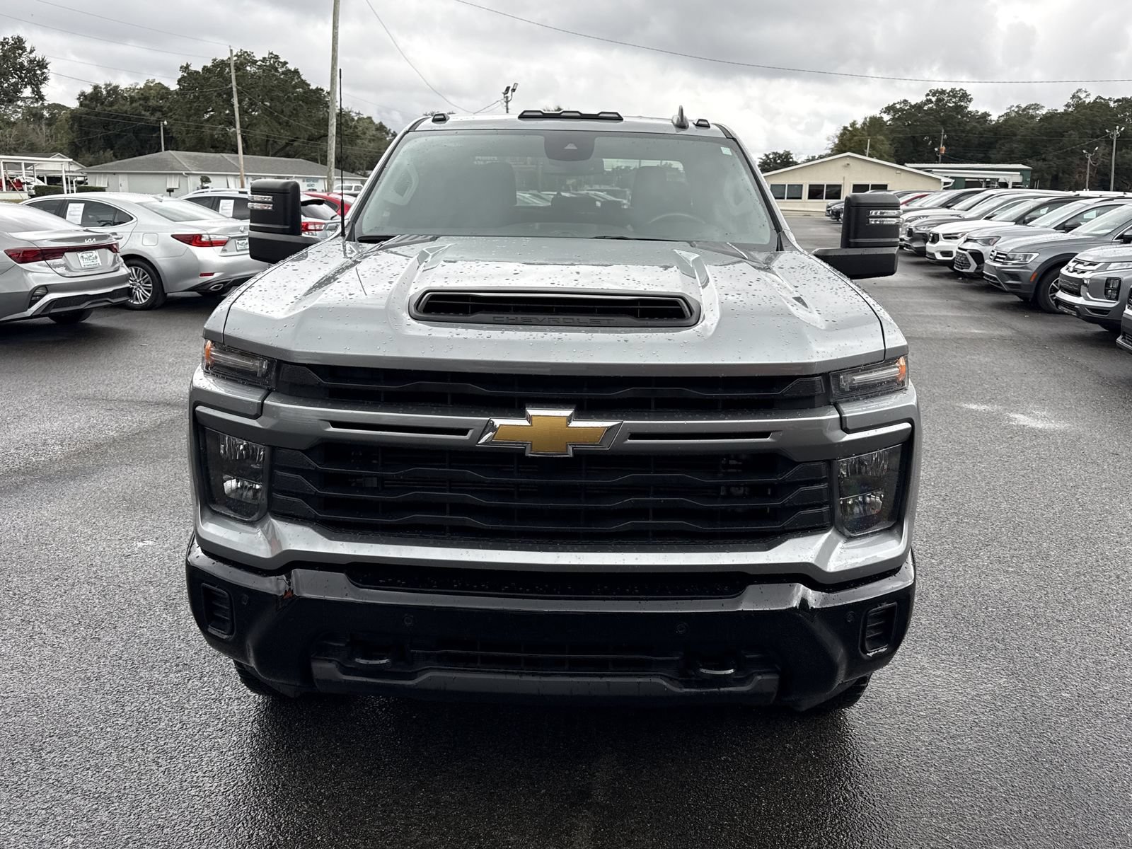 Used 2025 Chevrolet Silverado 2500 Custom w/ Custom Value Package AWD/4WD image 8
