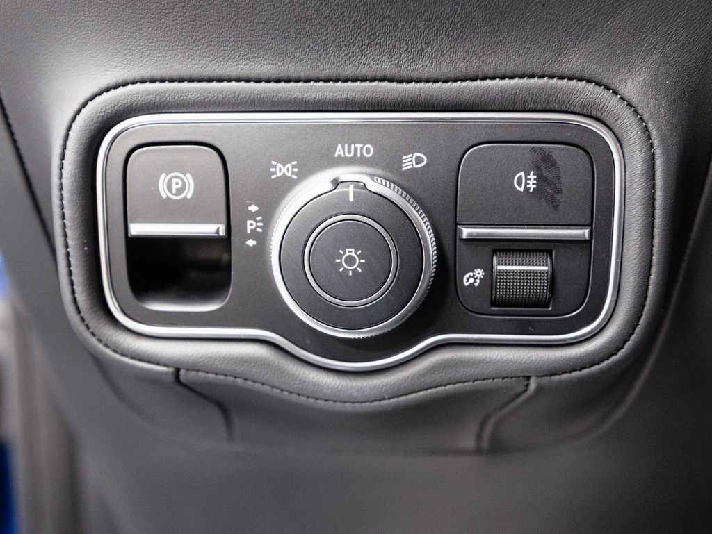 Used 2025 Mercedes-Benz G 580 w/ EQ Technology image 10