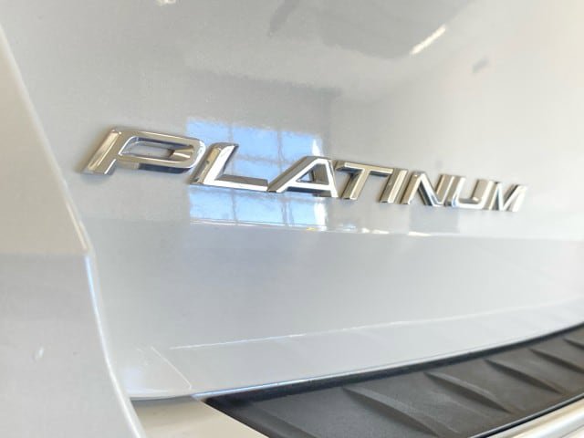Used 2023 Ford Explorer Platinum w/ Technology Package image 7