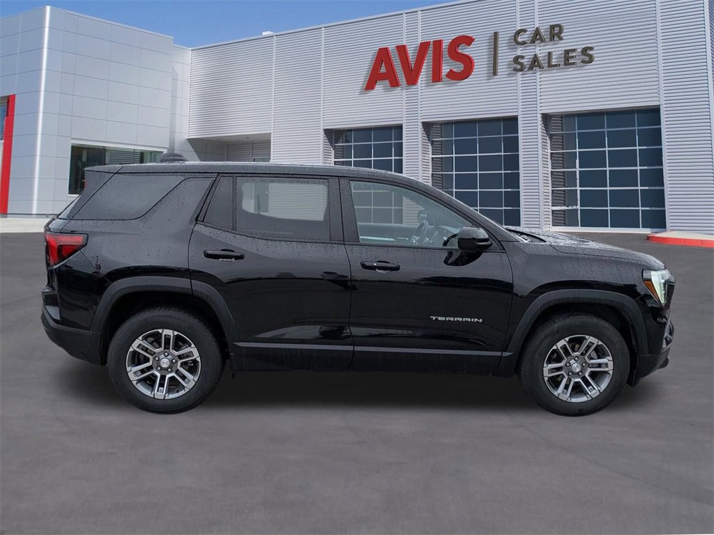 Used 2025 GMC Terrain Elevation image 5