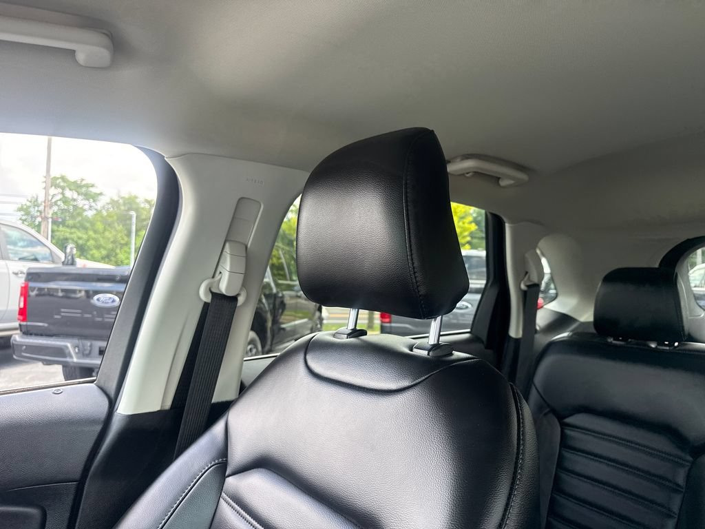 Used 2023 Ford Edge SEL w/ Convenience Package AWD/4WD image 38