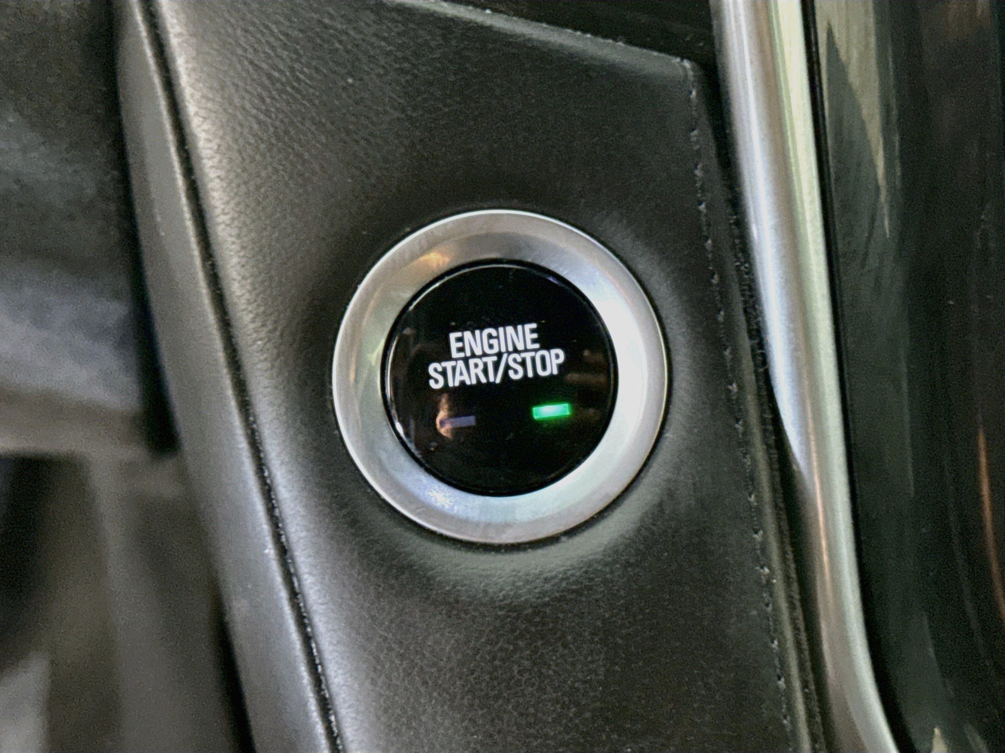 Used 2020 Cadillac Escalade ESV Platinum AWD/4WD image 21
