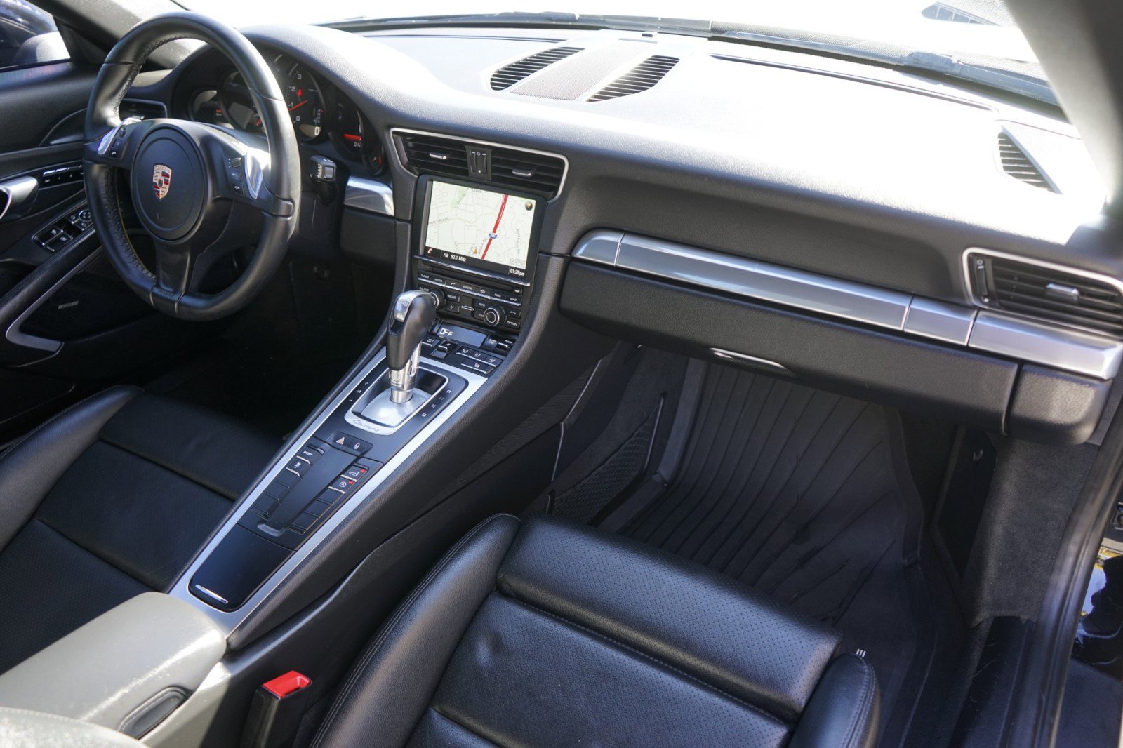 Used 2014 Porsche 911 Carrera image 17