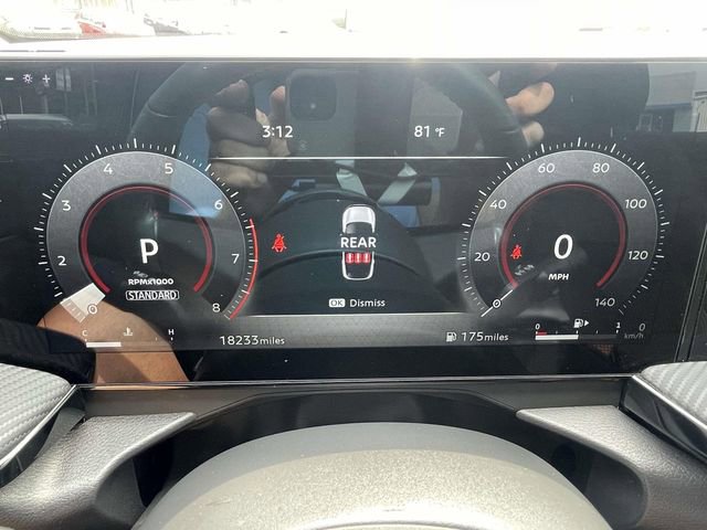 Used 2025 Nissan Kicks SR w/ Illumination Package FWD image 22