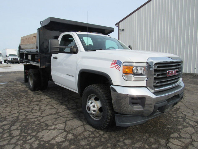 Used 2015 GMC Sierra 3500 2WD Regular Cab image 9