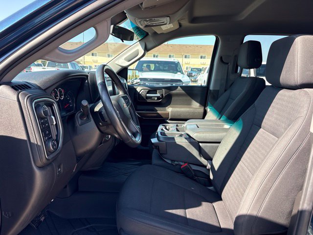Used 2022 Chevrolet Silverado 1500 LT AWD/4WD image 15