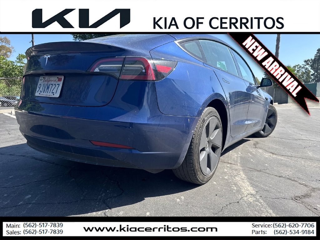 Used 2023 Tesla Model 3 Standard Range RWD image 5