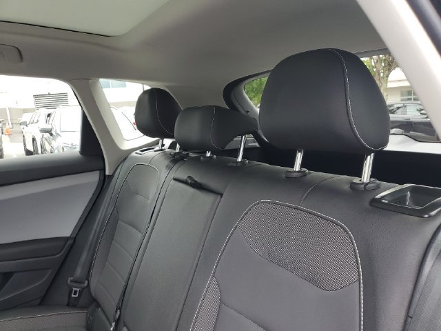 Certified 2023 Volkswagen Taos SE FWD image 15