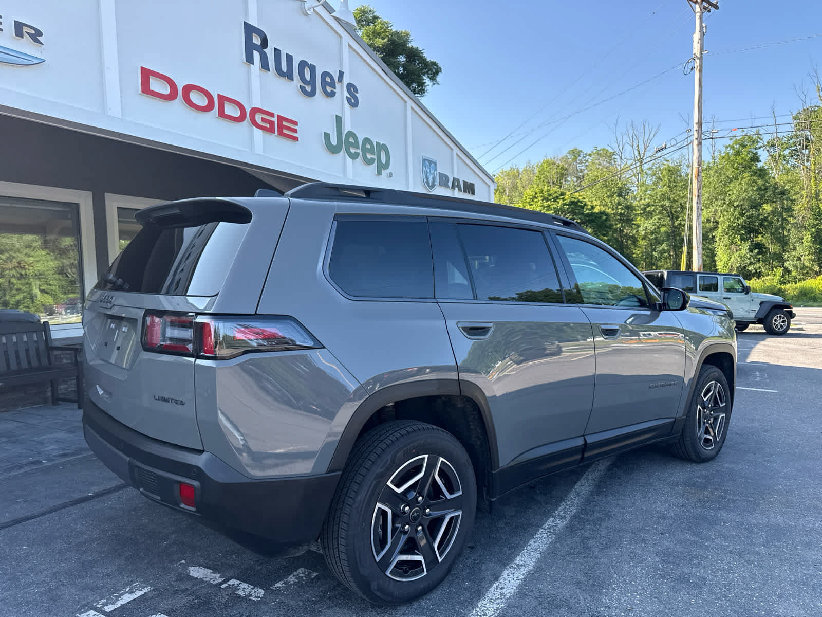 New 2026 Jeep Cherokee Limited AWD/4WD image 3