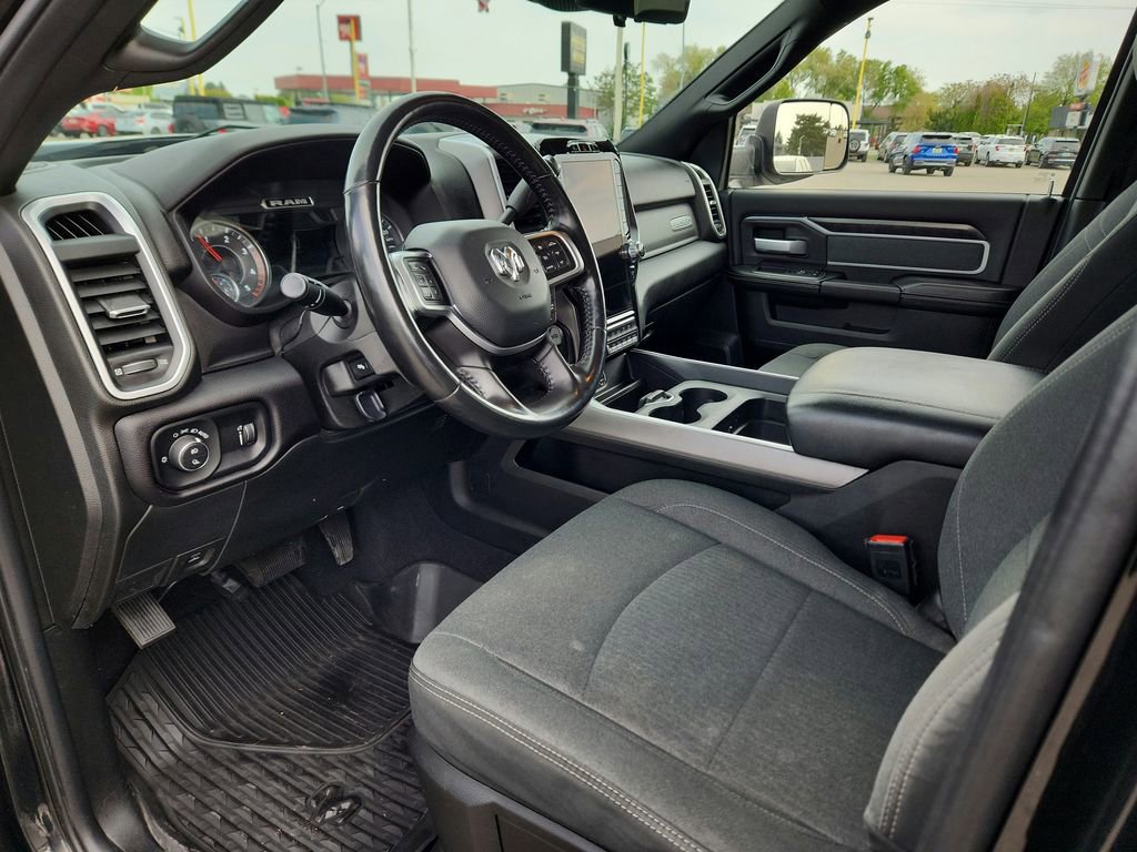 Used 2022 RAM 2500 Big Horn w/ Level B Equipment Group AWD/4WD image 17
