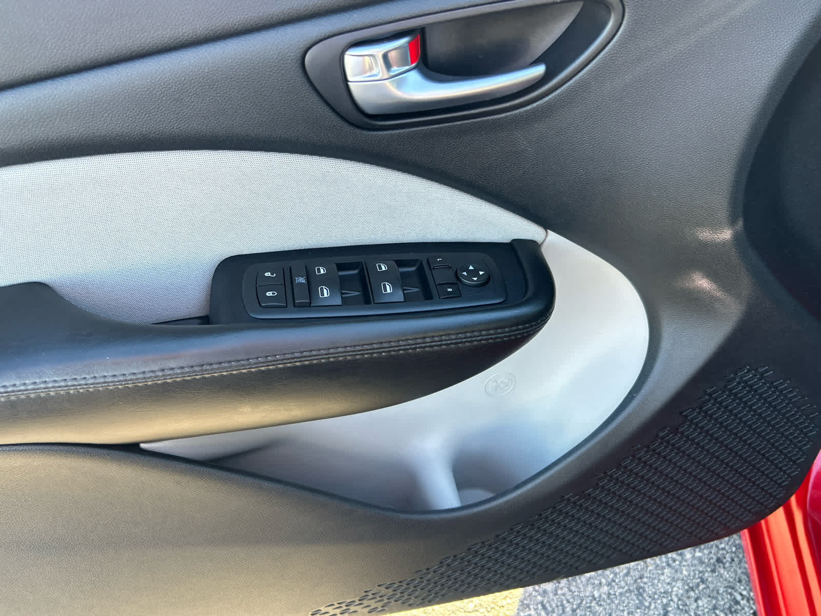 Used 2016 Dodge Dart SXT w/ Rallye Appearance Group FWD image 10