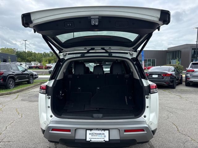 Certified 2023 Nissan Pathfinder SL AWD/4WD image 10