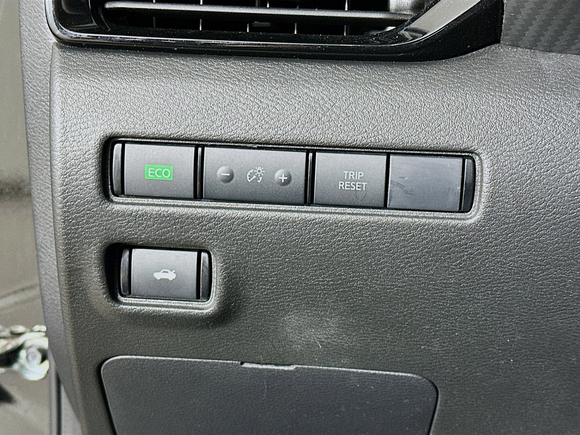 Used 2024 Nissan Sentra SV image 17