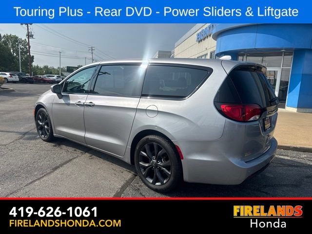 Used 2019 Chrysler Pacifica Touring Plus w/ S Appearance Package FWD image 3