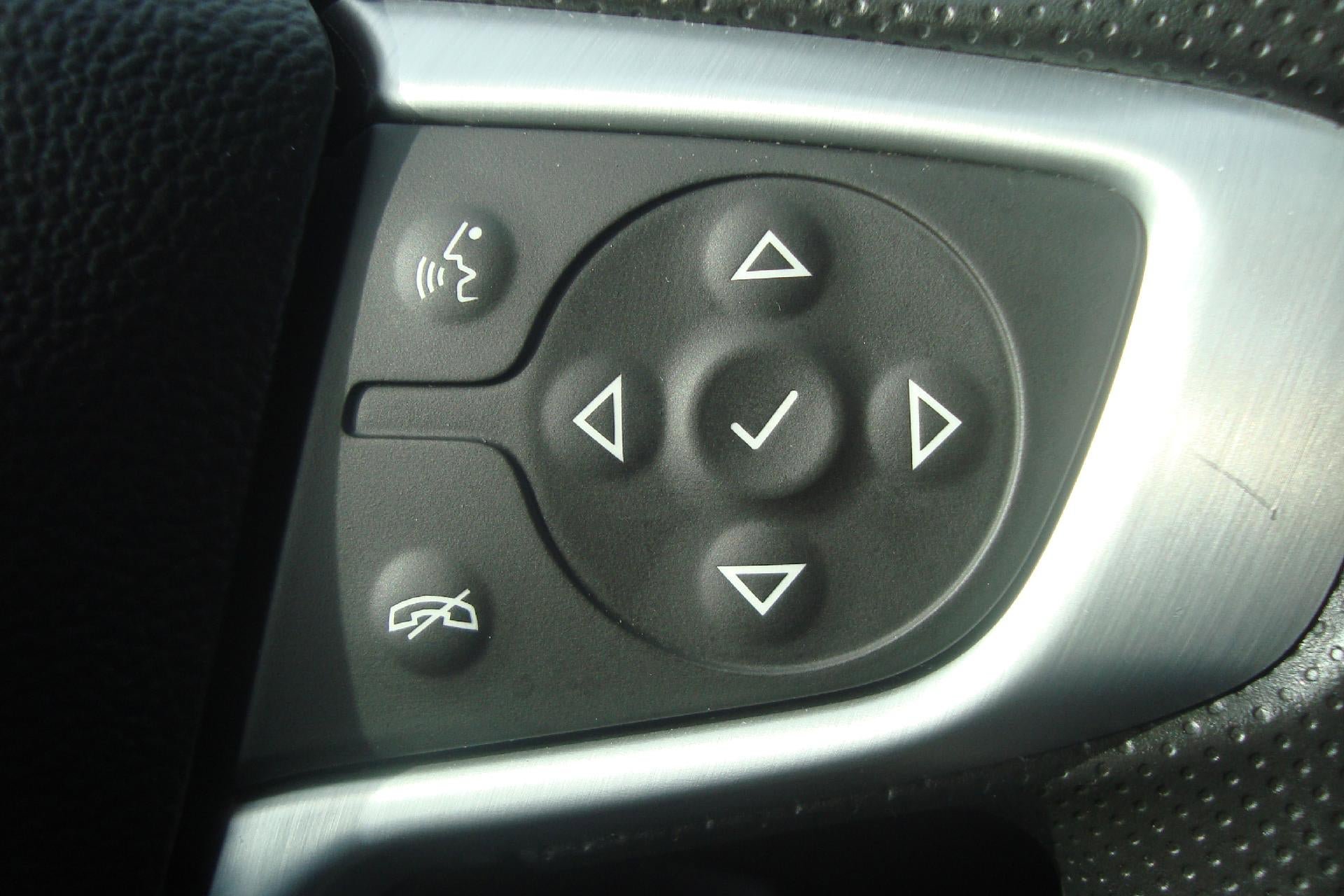 Used 2023 GMC Acadia SLE w/ Driver Convenience Package AWD/4WD image 12