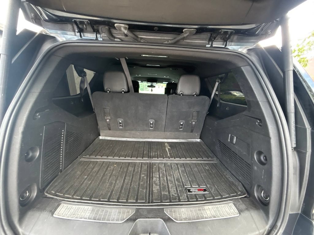 Used 2021 Chevrolet Suburban RST AWD/4WD image 22