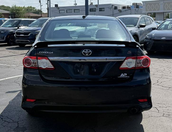 Used 2013 Toyota Corolla S w/ Premium Pkg FWD image 5