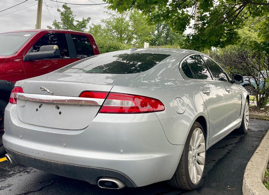 Used 2009 Jaguar XF Luxury RWD image 7