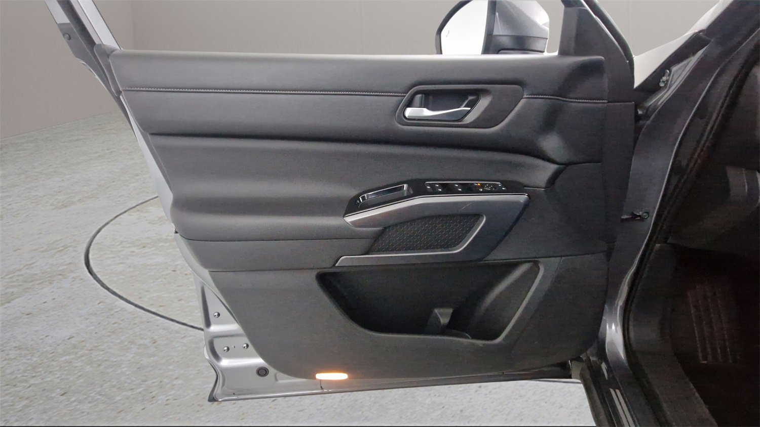 Used 2022 Nissan Pathfinder SL image 12