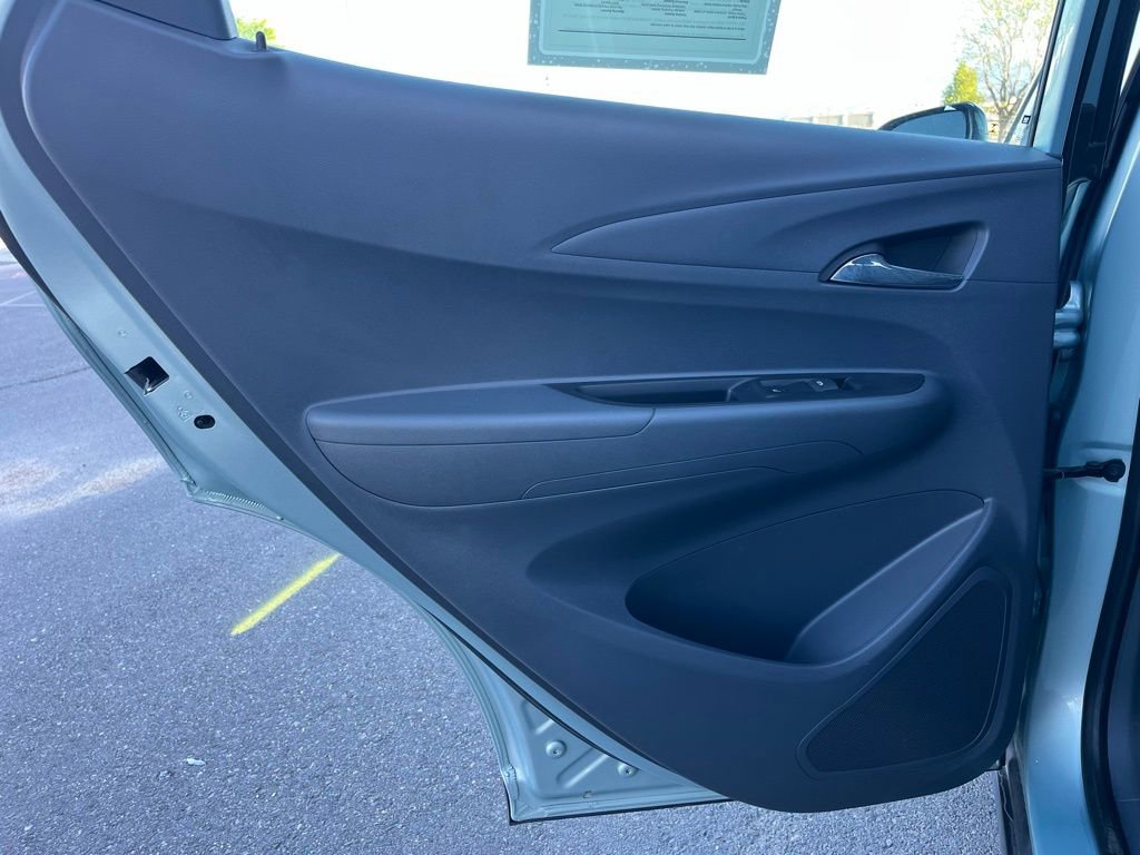 Used 2019 Chevrolet Bolt Premier w/ Infotainment Package image 22