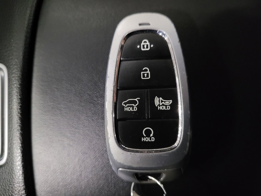 Used 2023 Hyundai Santa Fe SEL image 32